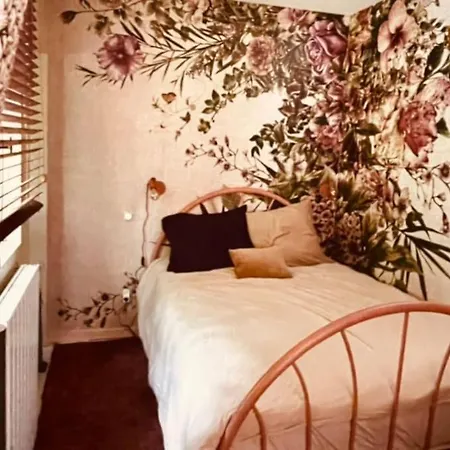 La Dame De Verre Villa *