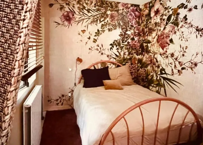 La Dame De Verre Villa *